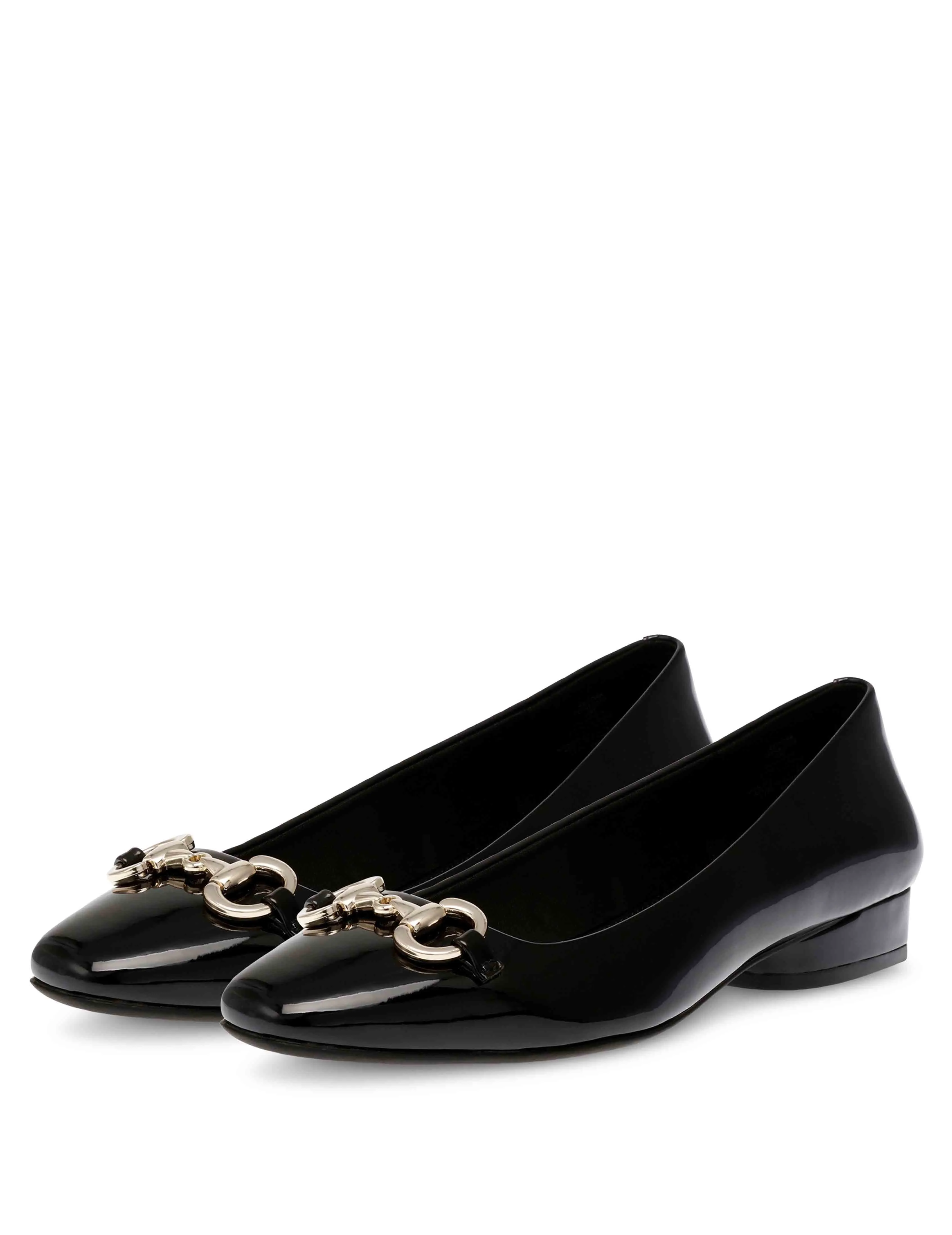 Cora Flat