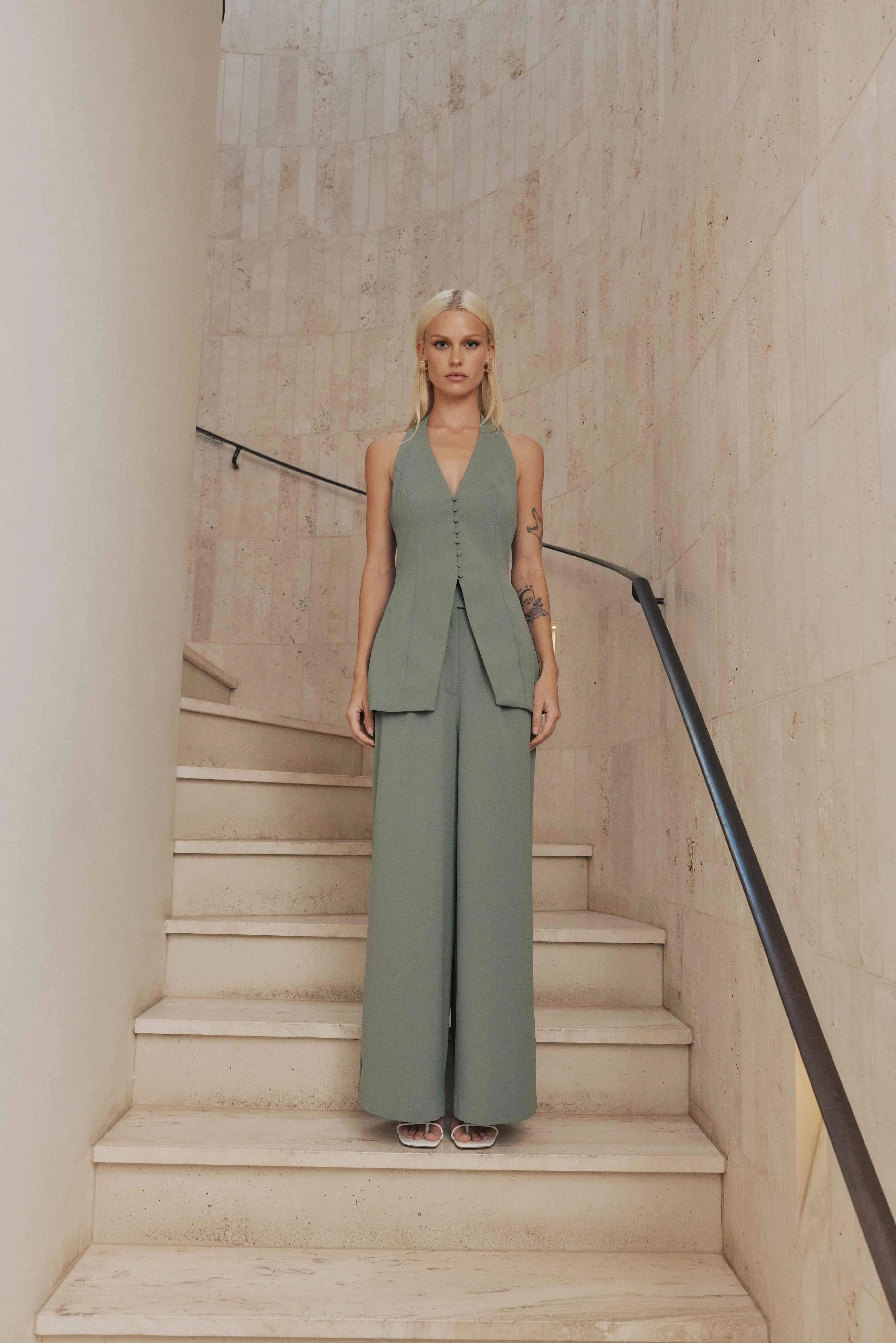 CURAAE Houston Wide Leg Pants in Green