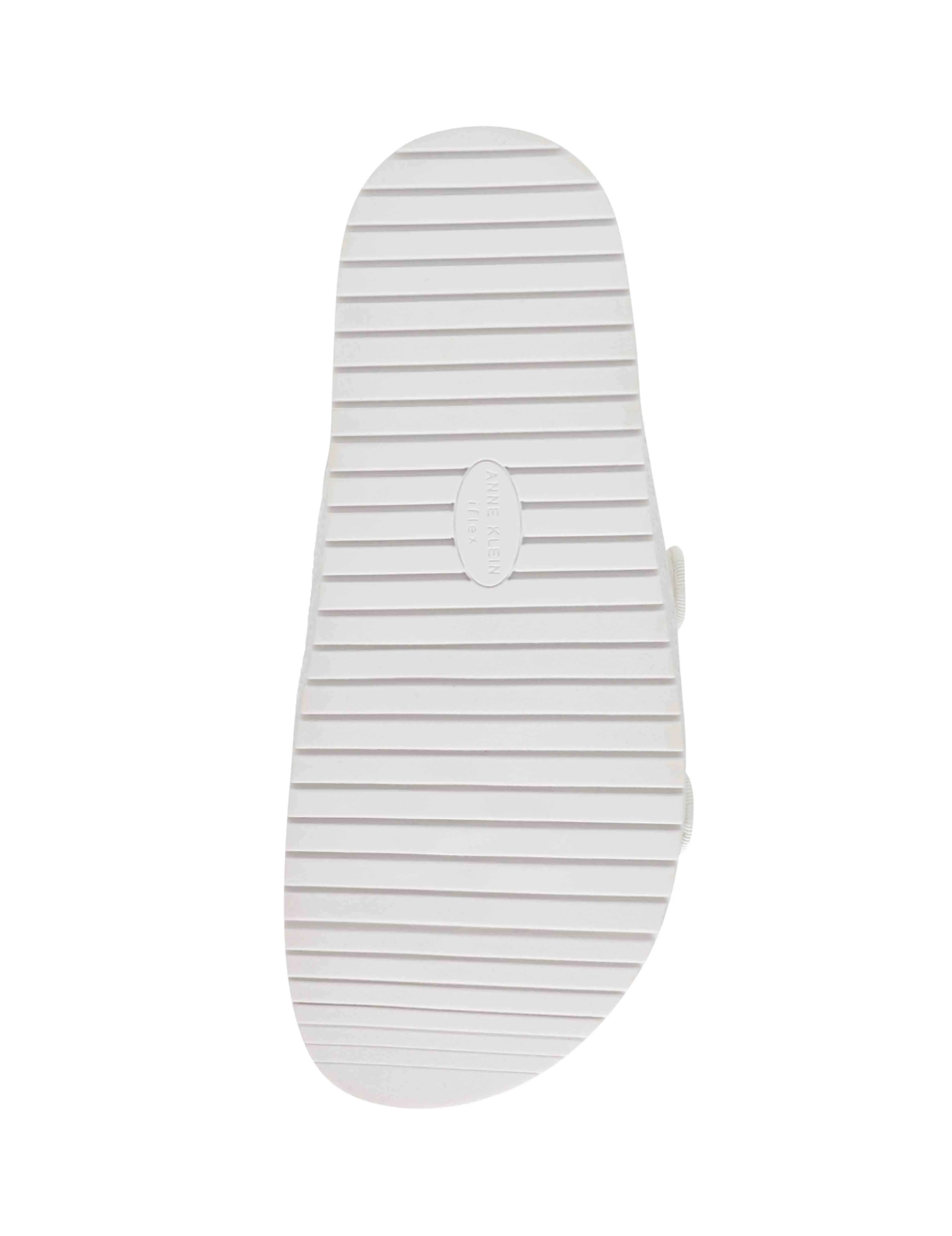 Happy Sandal