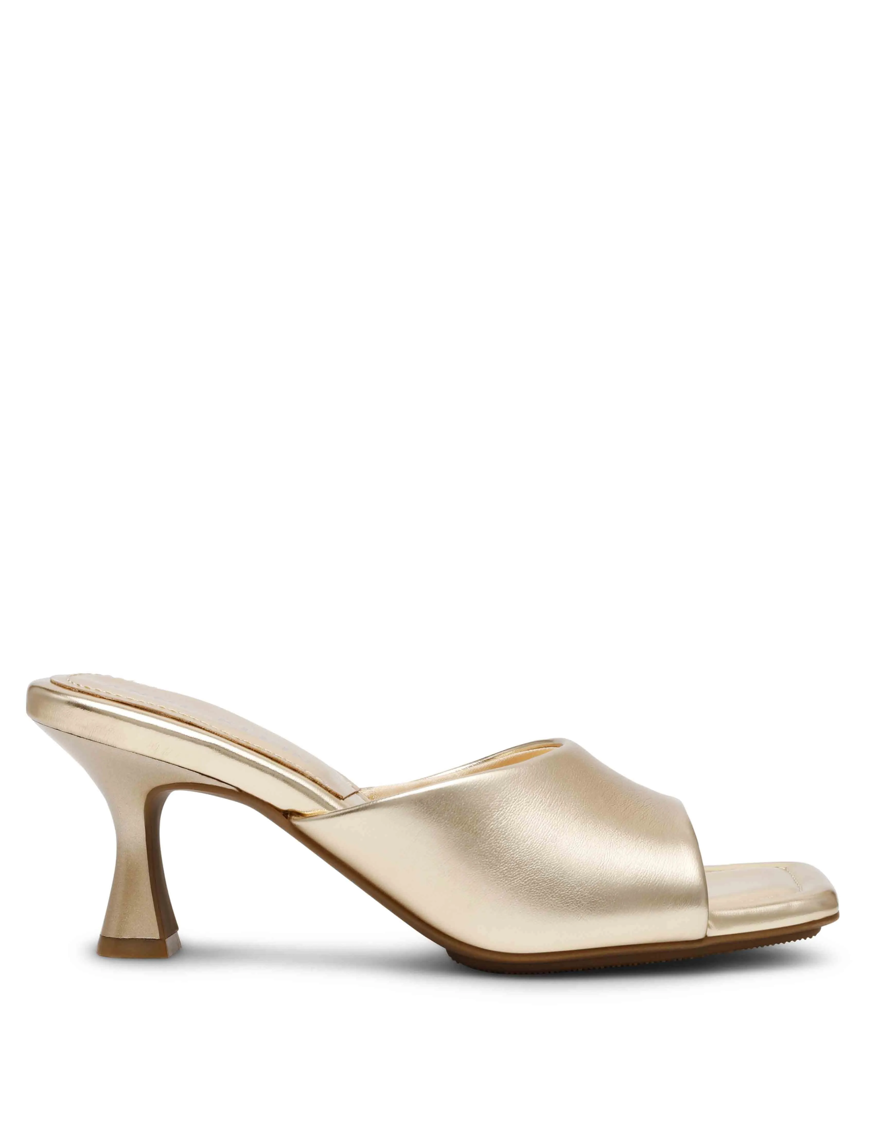 Jerilyn Heeled Mule