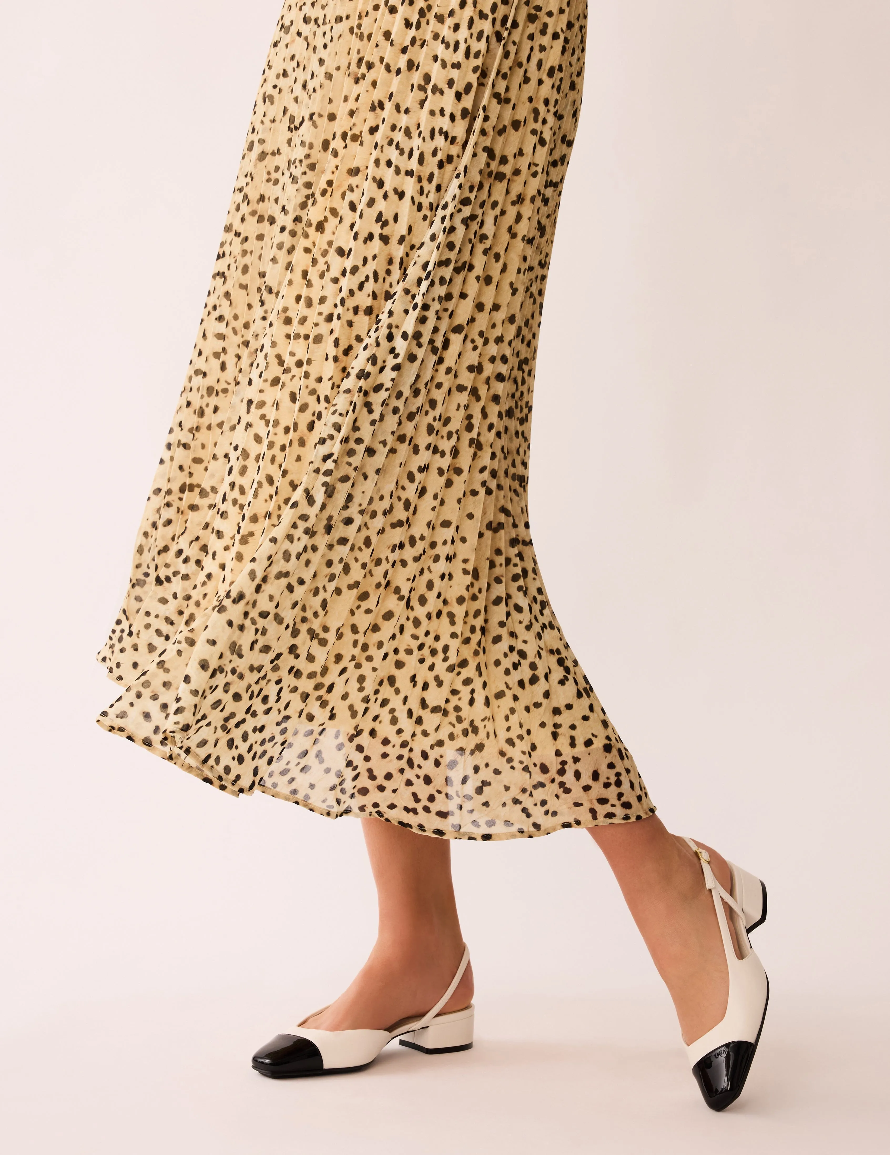 Nia Sling back ballet