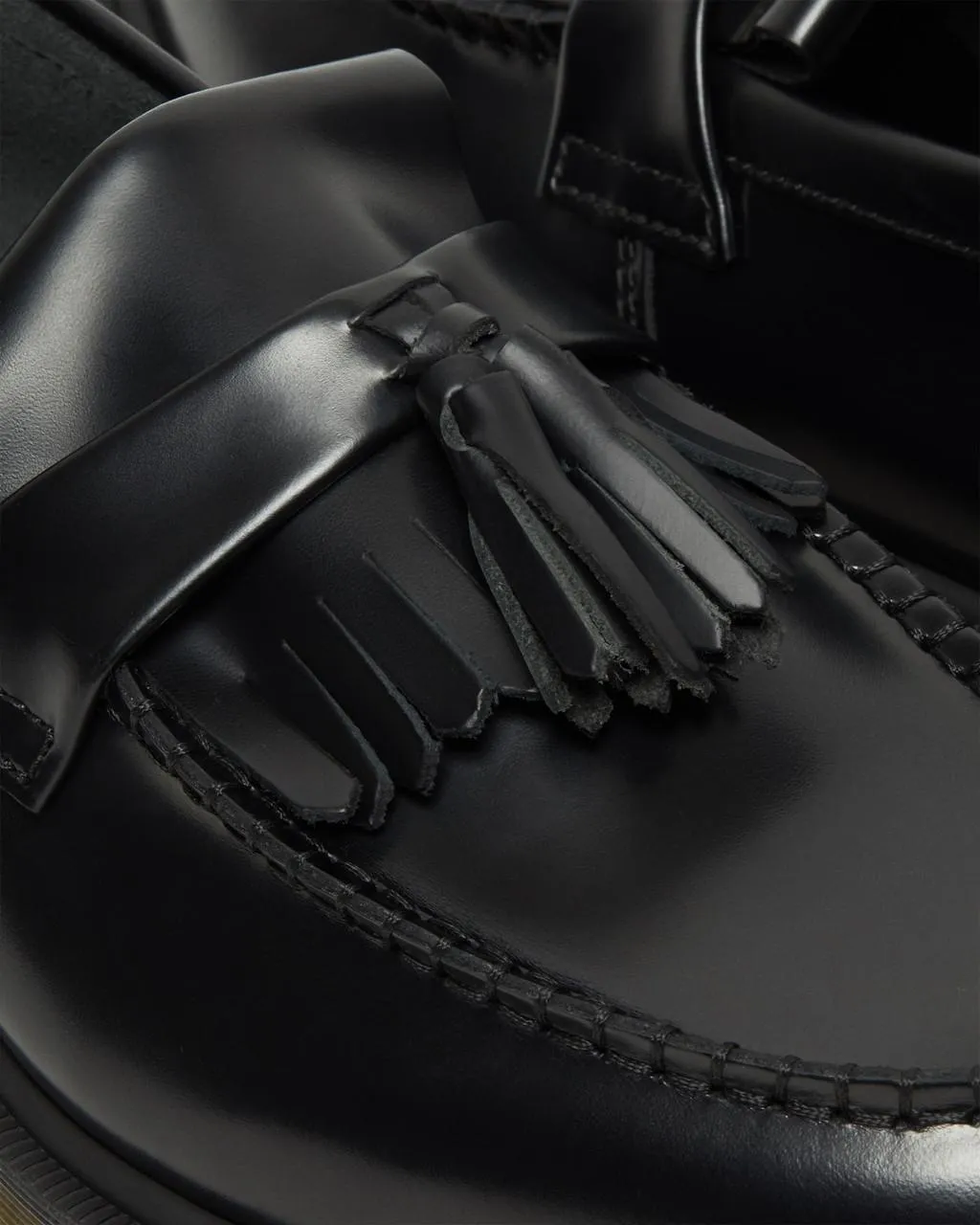 Unisex Adrian Smooth Leather Tassel Loafers Black Polished Smooth