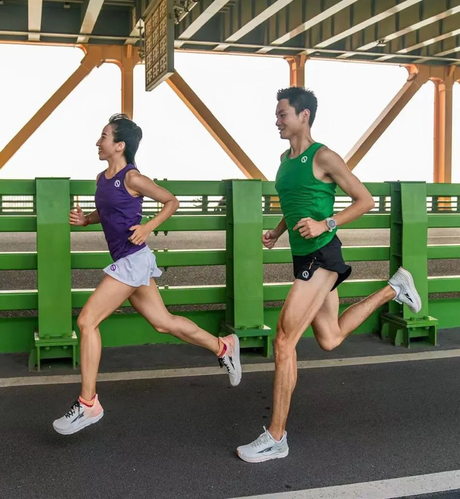 Women's  TORIN  6